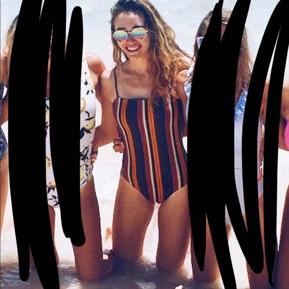 O’Neill Lora One Piece Swimsuit - Picture 3 of 8